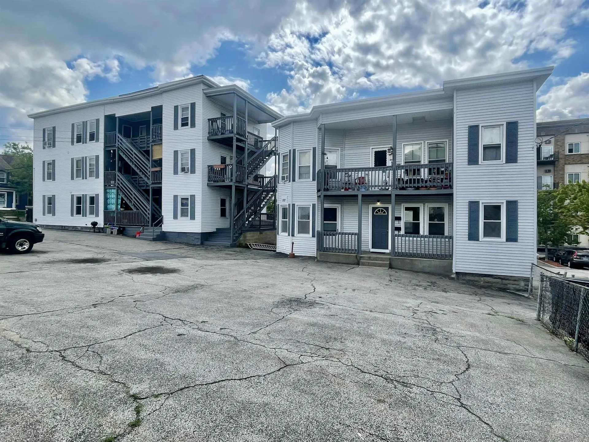 518-522 Somerville Street Manchester NH 03103