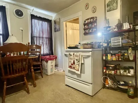 518-522 Somerville Street Manchester NH 03103