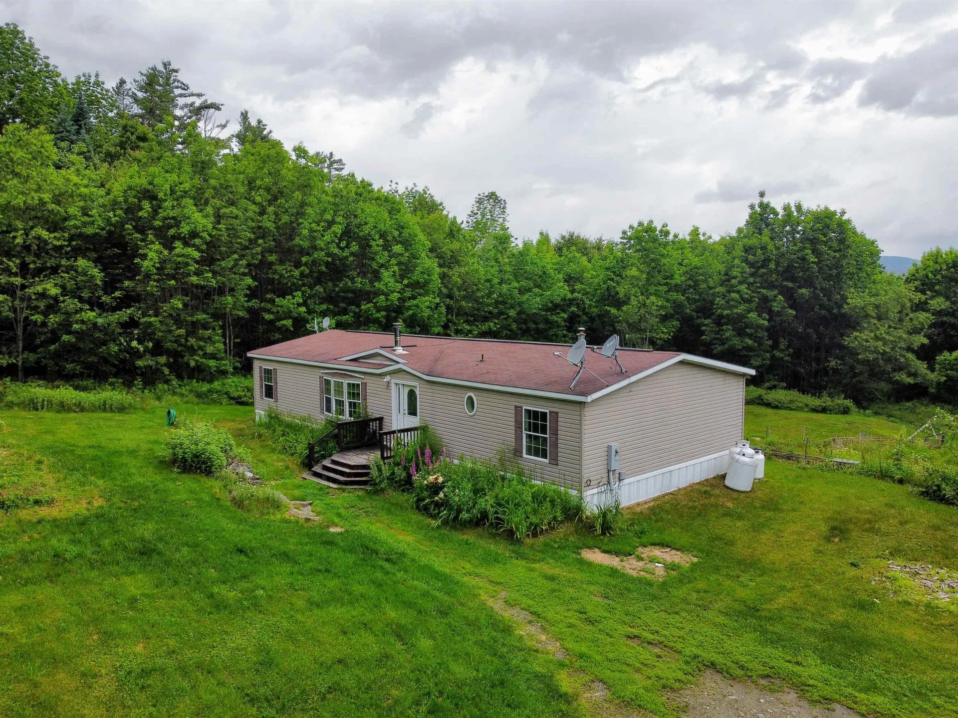 140 Rabbit Path Road Landaff NH 03585