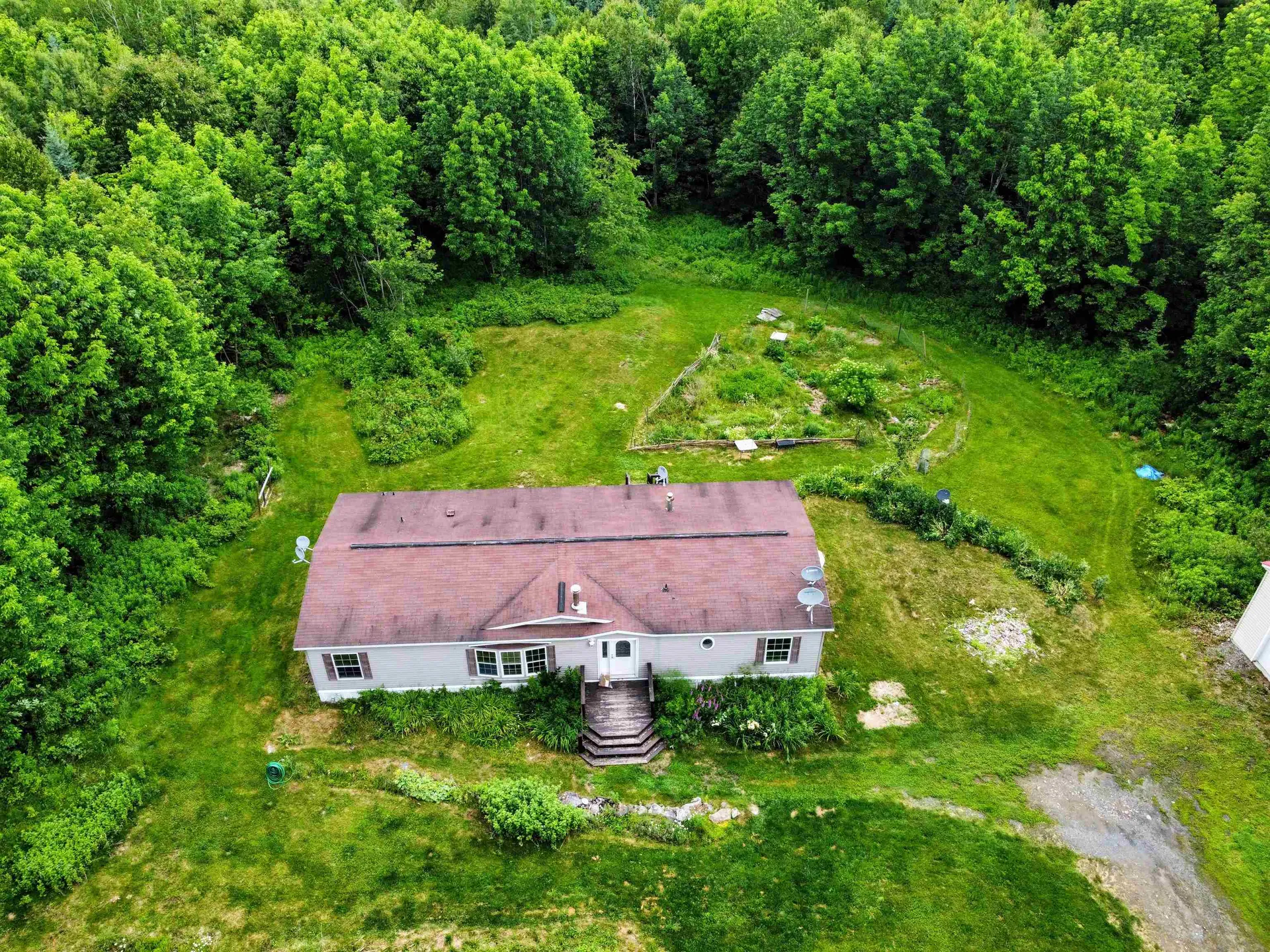 140 Rabbit Path Road Landaff NH 03585