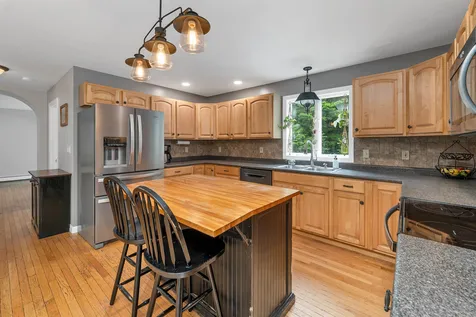 85 Stonewall Road Alton NH 03809