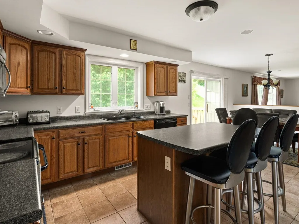 29 Dairy Lane South Burlington VT 05403