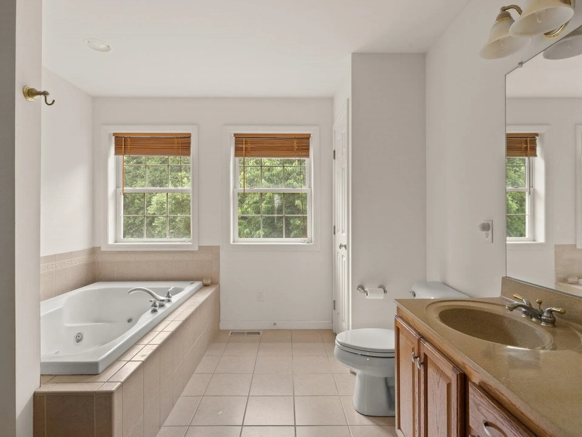 29 Dairy Lane South Burlington VT 05403