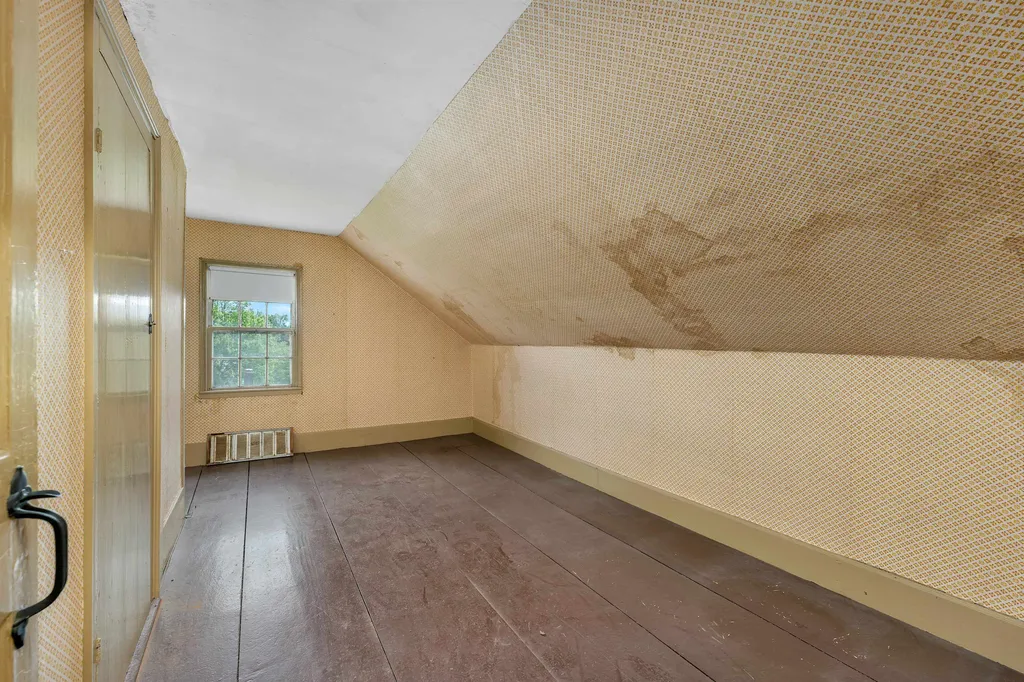 36 Concord Hill Road Pittsfield NH 03263