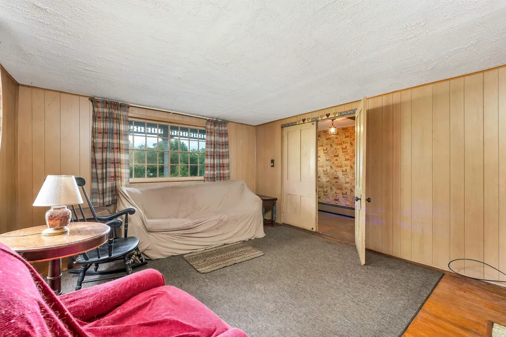 36 Concord Hill Road Pittsfield NH 03263
