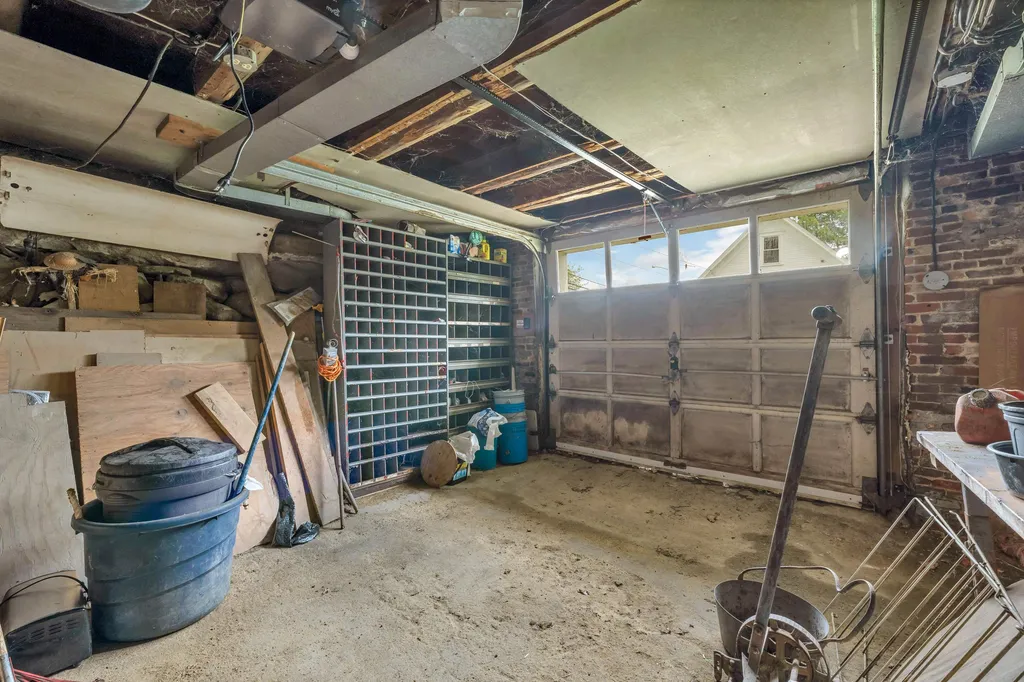 36 Concord Hill Road Pittsfield NH 03263