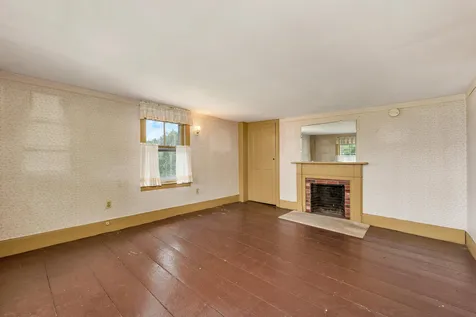 36 Concord Hill Road Pittsfield NH 03263