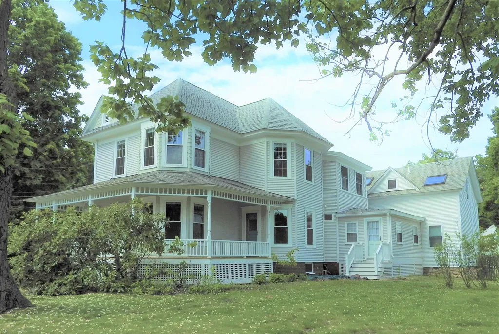 38 Auburn Street Concord NH 03301