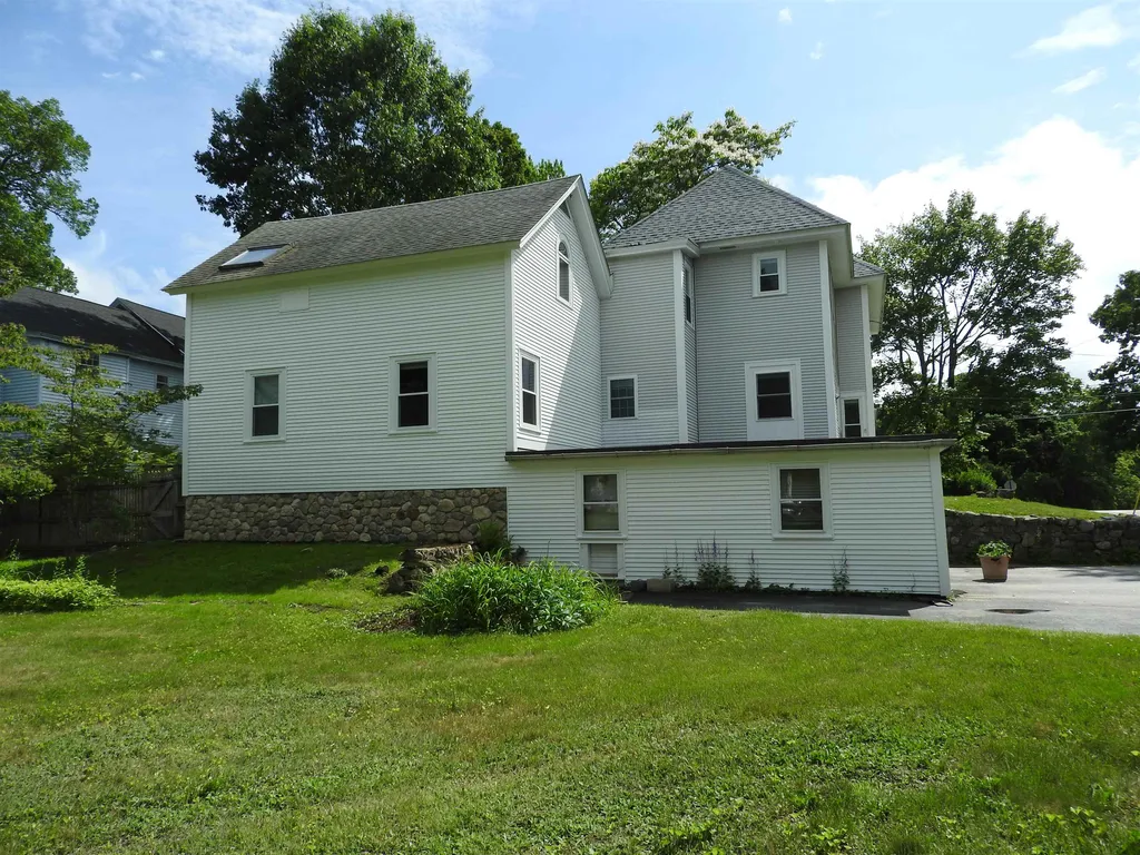 38 Auburn Street Concord NH 03301