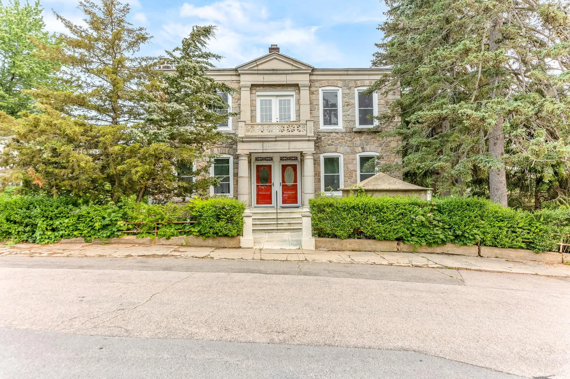 30 Rosedale Avenue Manchester NH 03103