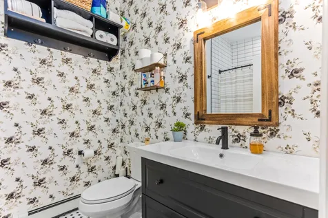30 Rosedale Avenue Manchester NH 03103
