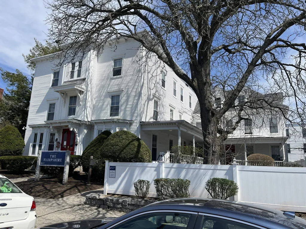 11 Walnut Street Manchester NH 03104