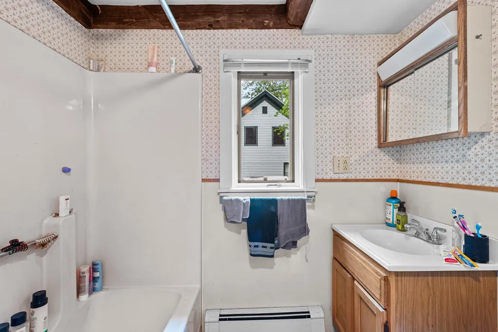 200 Pleasant Street Bristol NH 03222