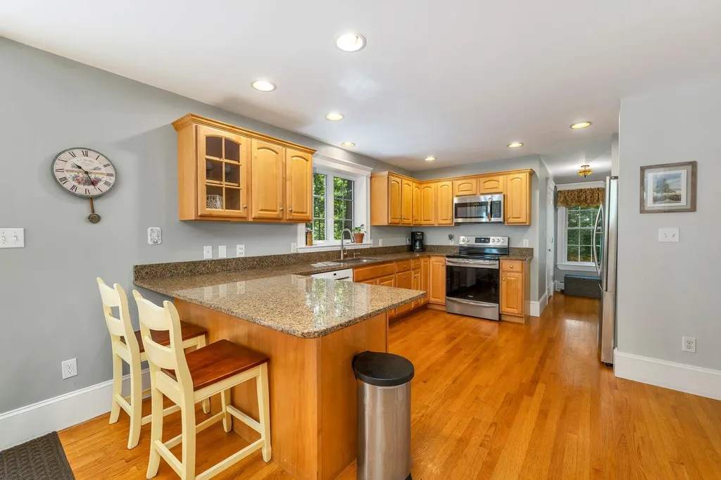75 Newmarket Road Durham NH 03824