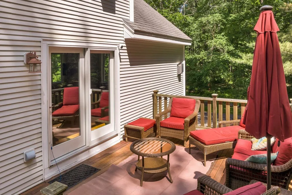 75 Newmarket Road Durham NH 03824