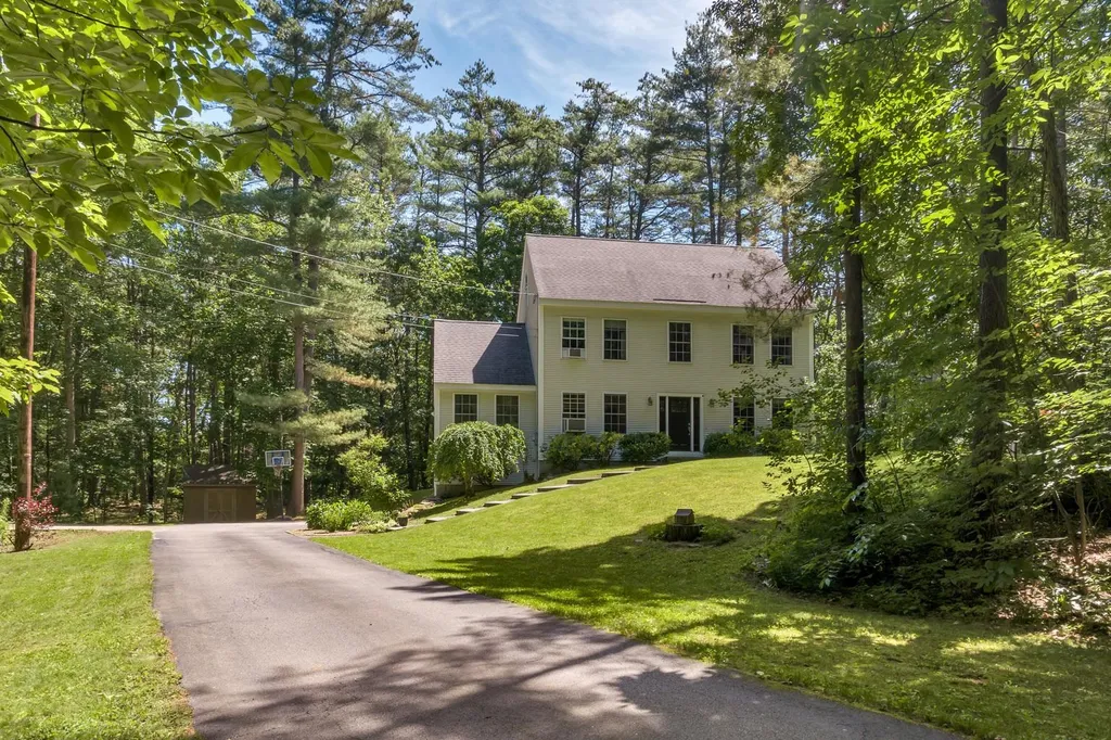 75 Newmarket Road Durham NH 03824