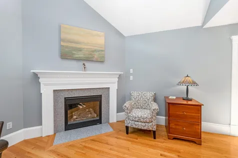75 Newmarket Road Durham NH 03824