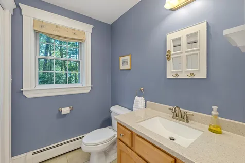 75 Newmarket Road Durham NH 03824