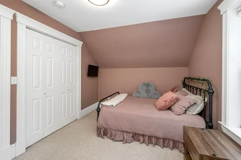 75 Newmarket Road Durham NH 03824