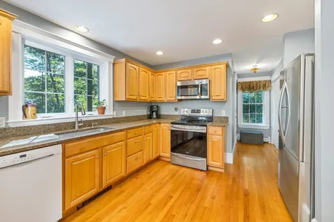75 Newmarket Road Durham NH 03824
