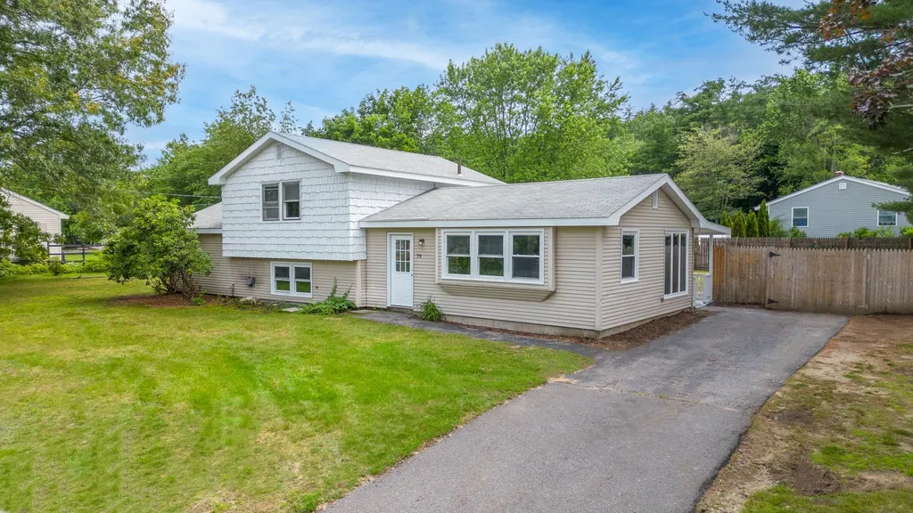 79 Bryant Road Manchester NH 03109