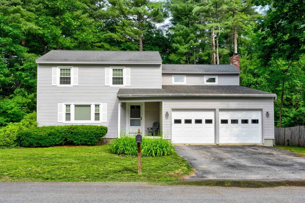 37 Wheaton Drive Nashua NH 03063
