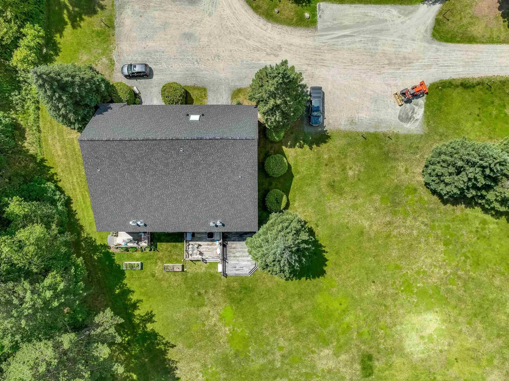 32 Academy Street Franconia NH 03580