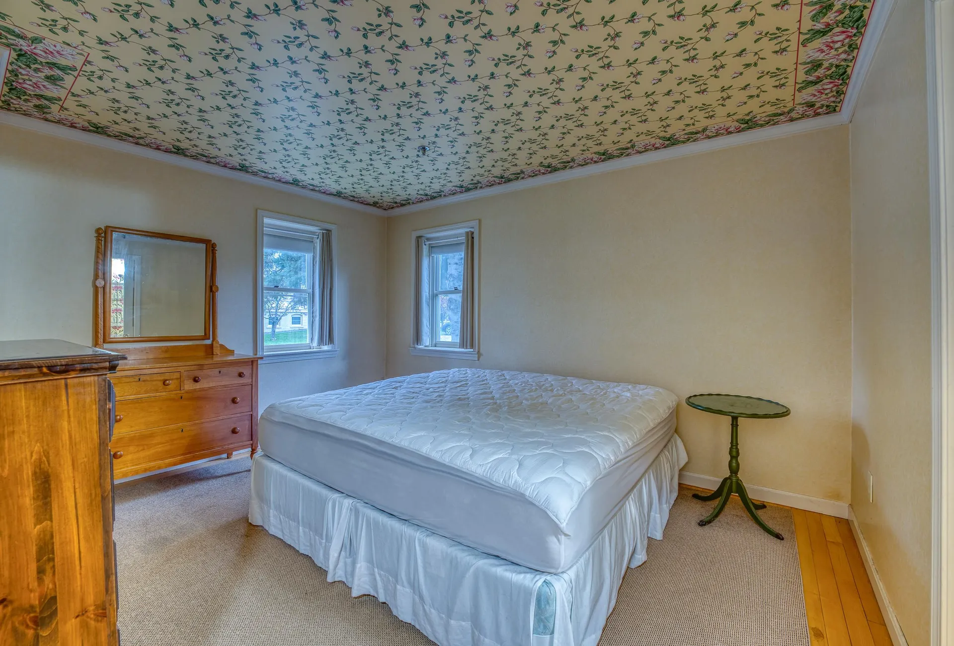 32 Academy Street Franconia NH 03580