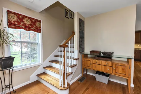 35 Pine Avenue Manchester NH 03103