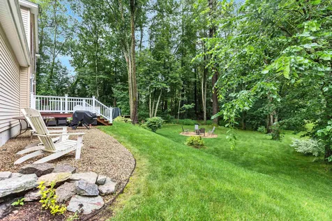 35 Pine Avenue Manchester NH 03103