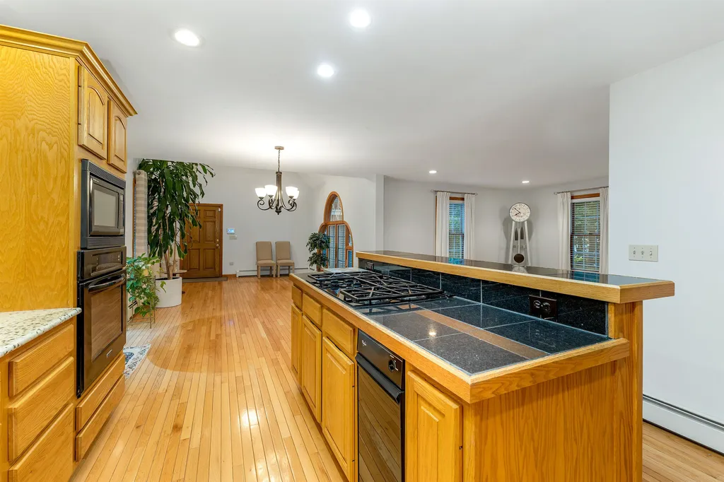 8 Palomino Road Gilford NH 03249