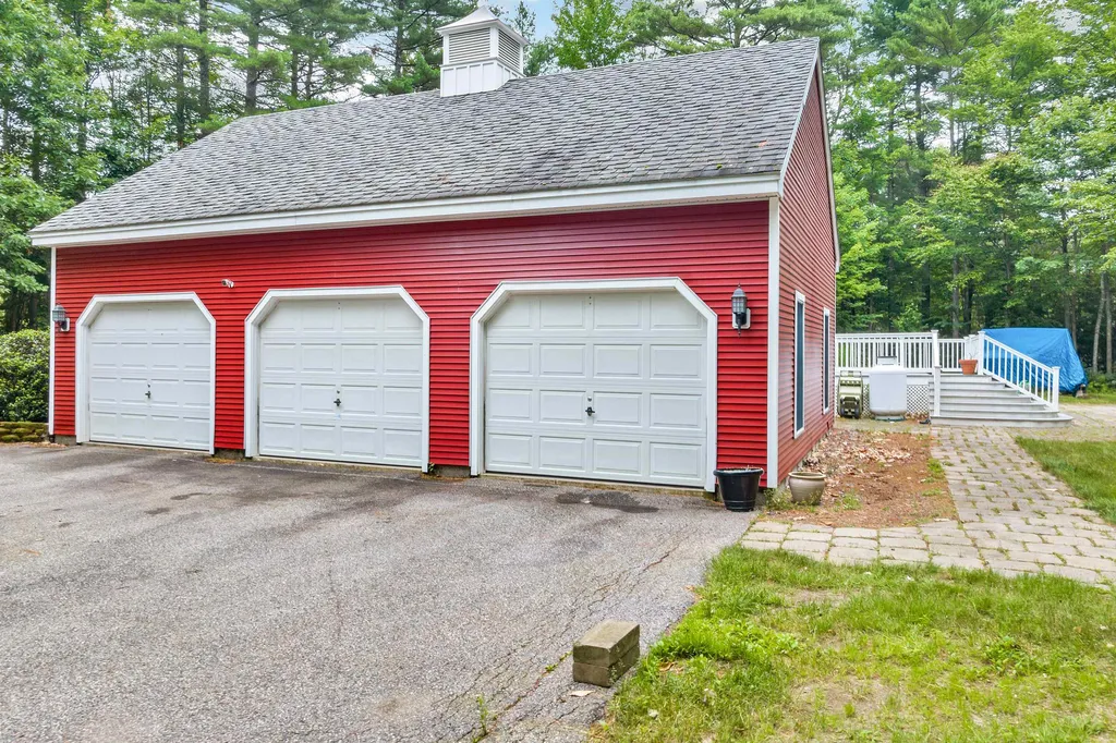 8 Palomino Road Gilford NH 03249