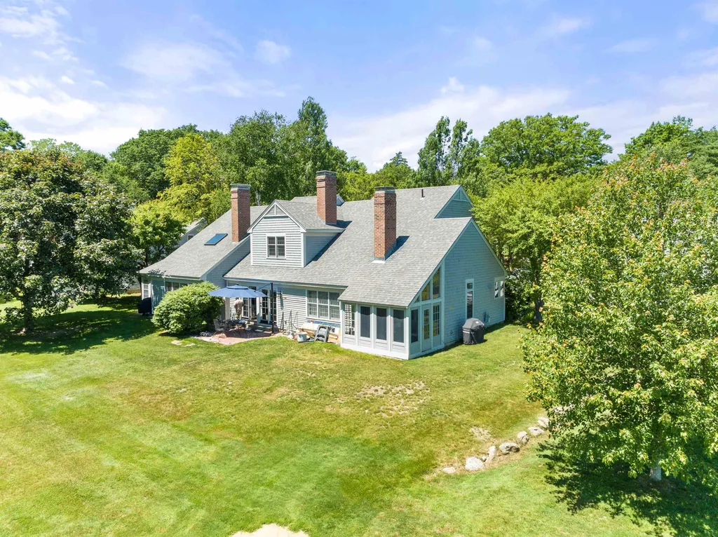 4 Duffers Drive Laconia NH 03246