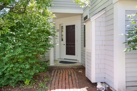 4 Duffers Drive Laconia NH 03246