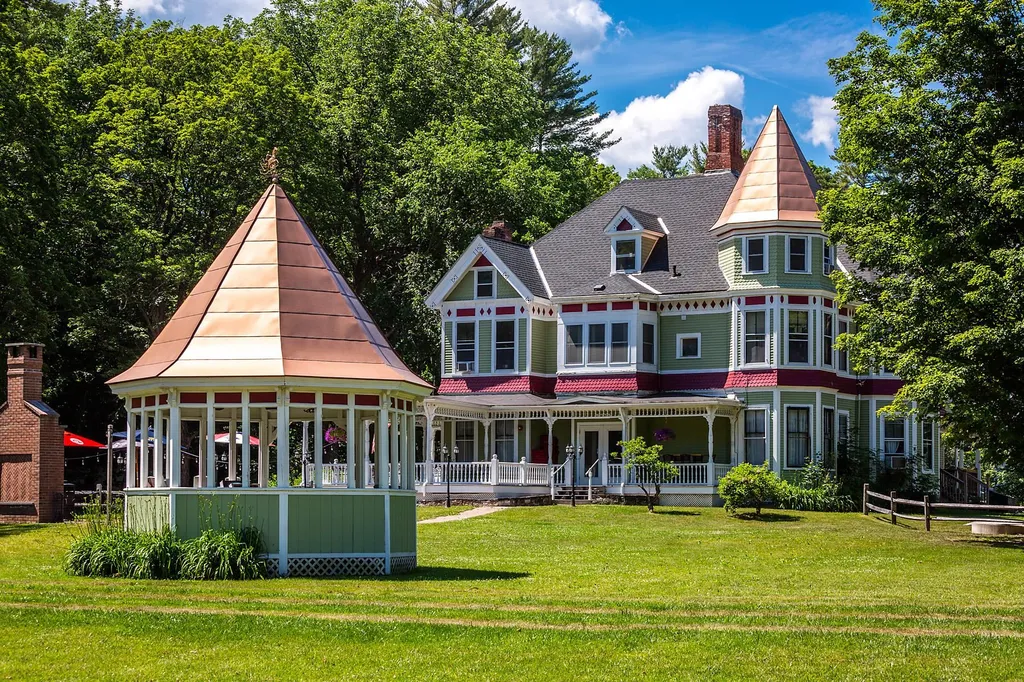 88 North Road Bethel VT 05032