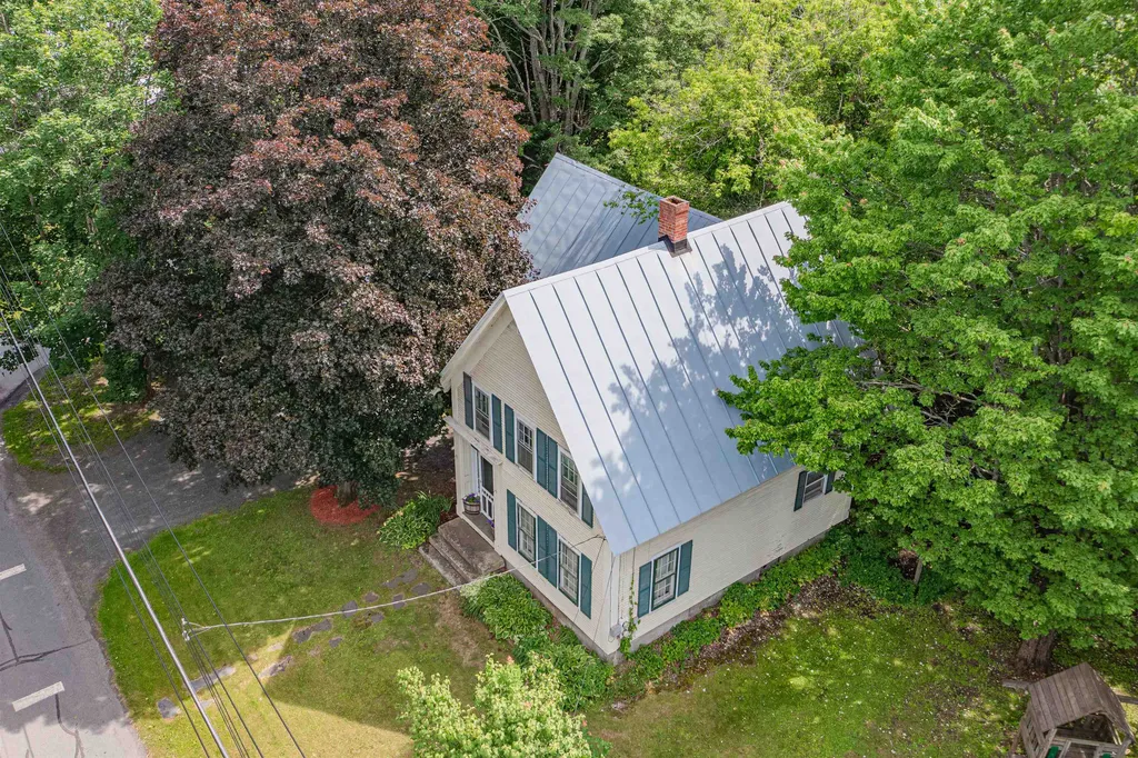10 Sterling Hill Road Barre Town VT 05641