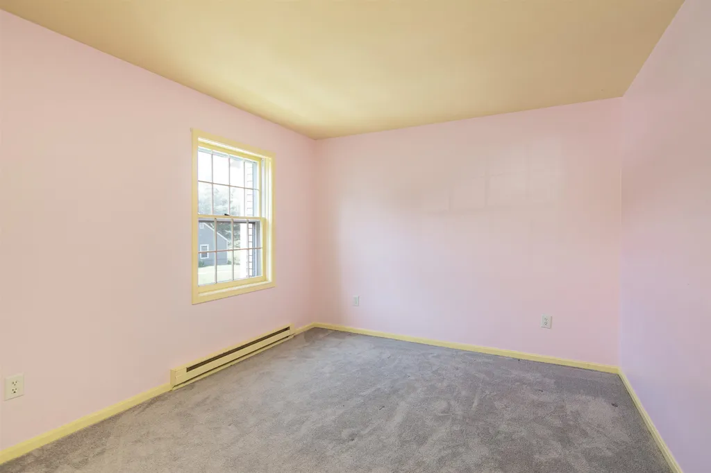 69 Pine Ledge Court Burlington VT 05401