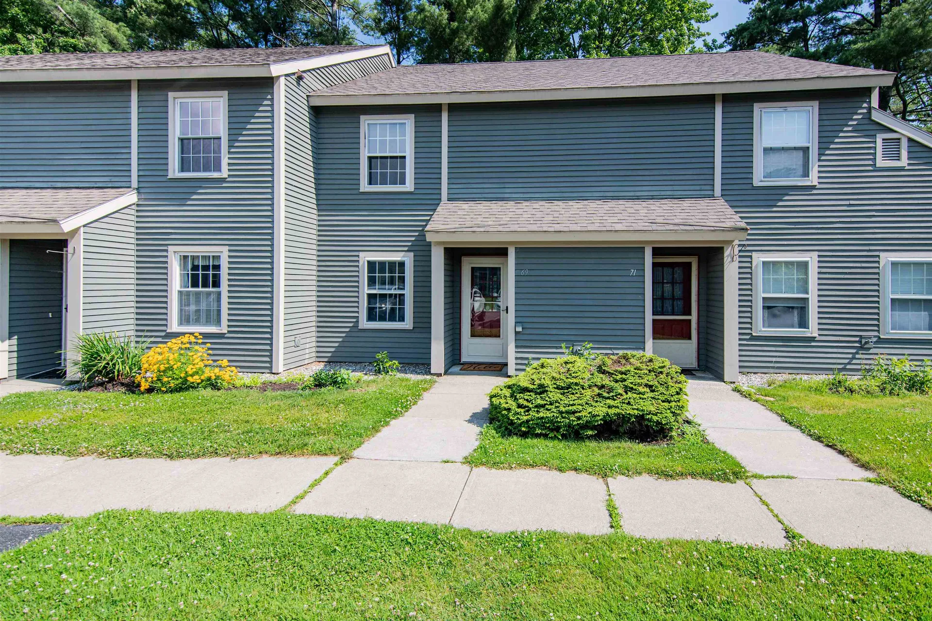 69 Pine Ledge Court Burlington VT 05401