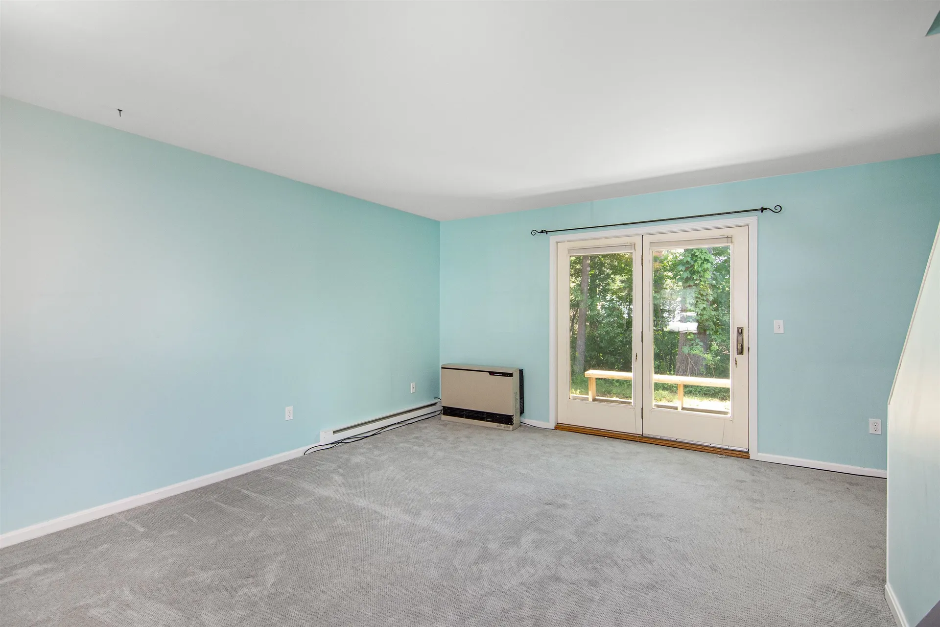 69 Pine Ledge Court Burlington VT 05401