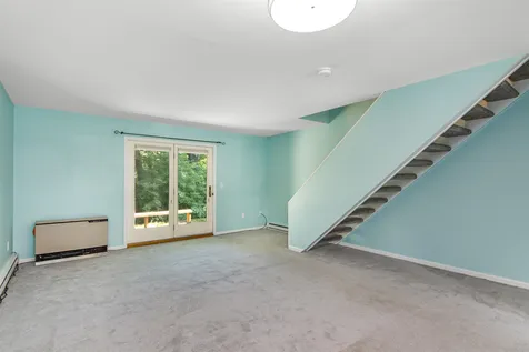 69 Pine Ledge Court Burlington VT 05401