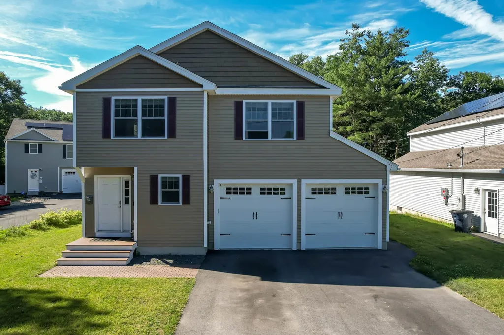 31 Saint Lazare Street Nashua NH 03060