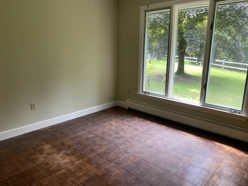 568 West River Road Brattleboro VT 05301