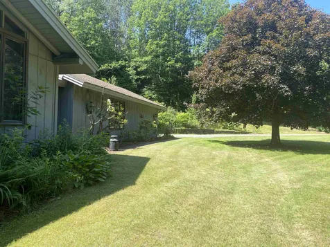 568 West River Road Brattleboro VT 05301