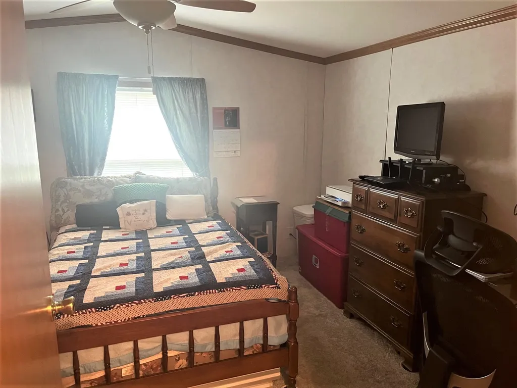 6 S Fuchsia Drive Rochester NH 03867