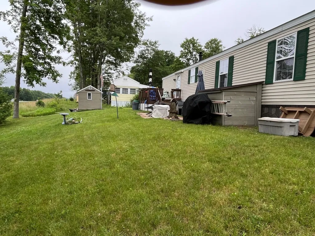 6 S Fuchsia Drive Rochester NH 03867