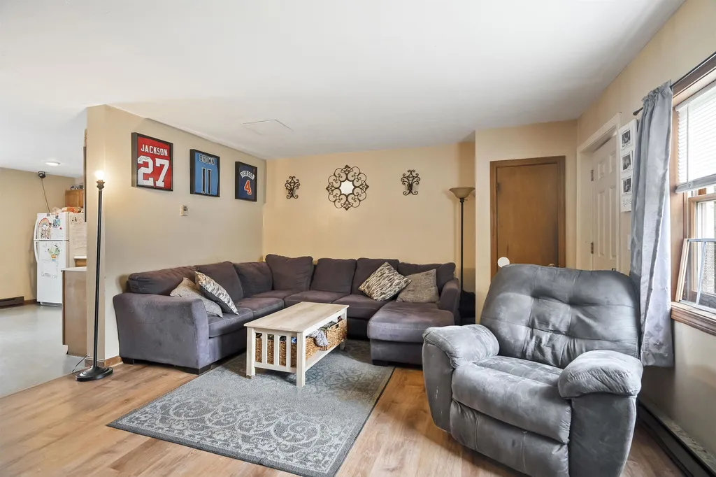 20-22 Hunt Avenue Franklin NH 03235