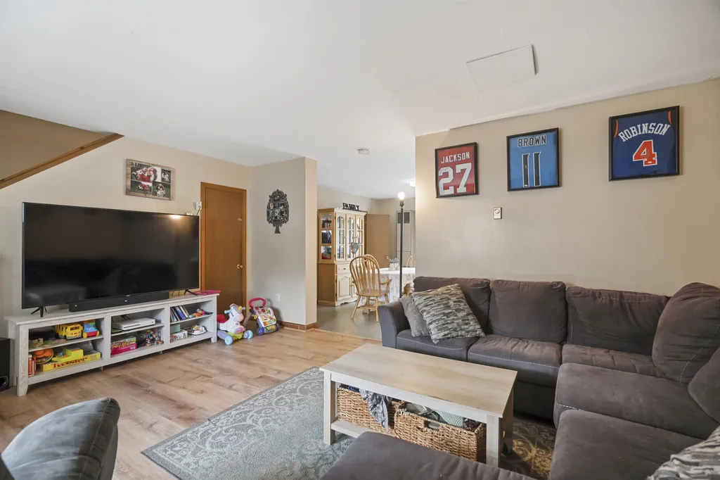 20-22 Hunt Avenue Franklin NH 03235