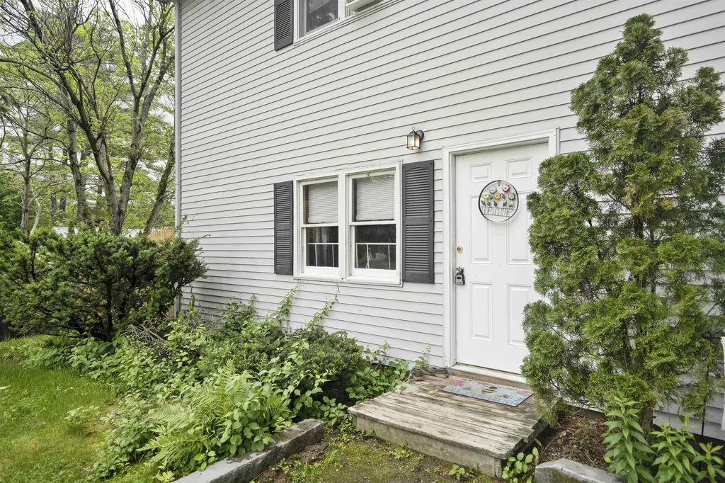 20-22 Hunt Avenue Franklin NH 03235