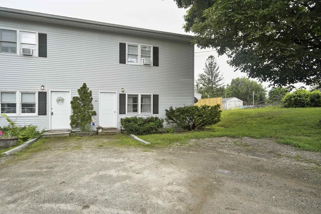 20-22 Hunt Avenue Franklin NH 03235