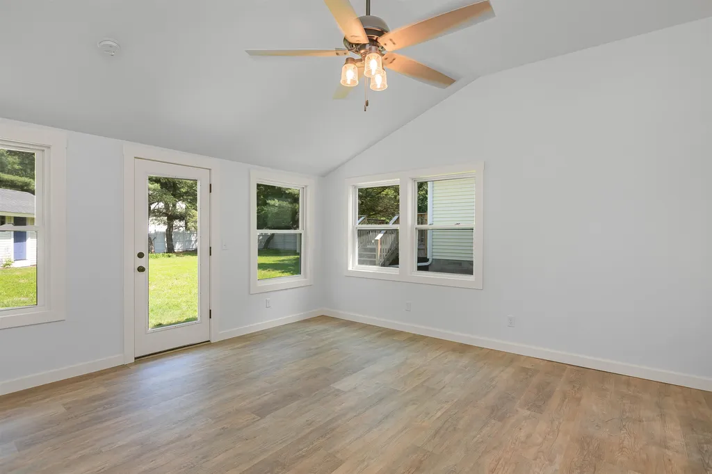 1615 Essex Road Williston VT 05495